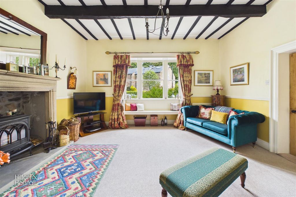 Property photo 3 of 45 Barley Green