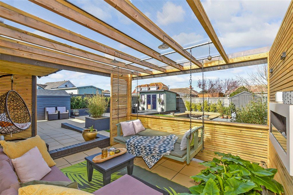 Property photo 3 of 30 Patio / Decking