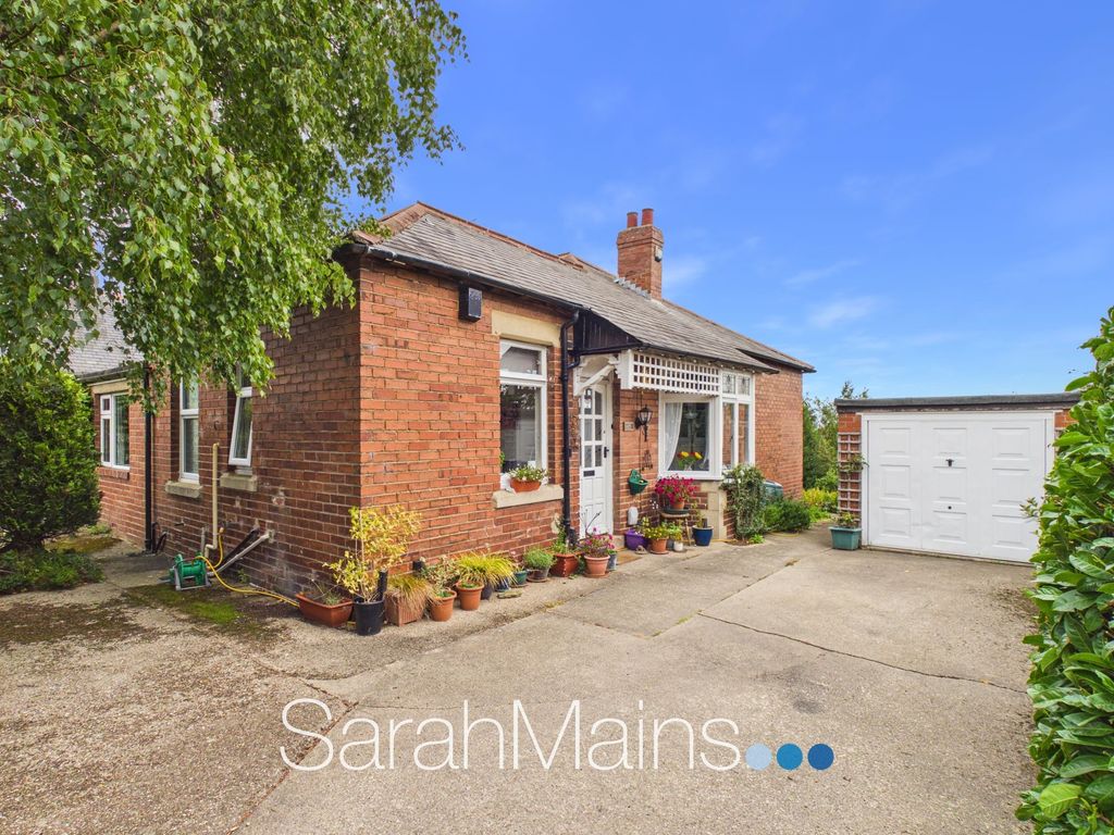 Property photo 1 of 16 External
