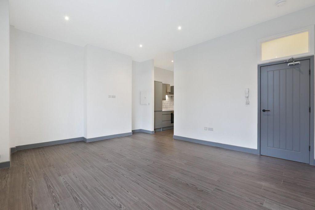 Property photo 3 of 9 Ach_8236.Jpg