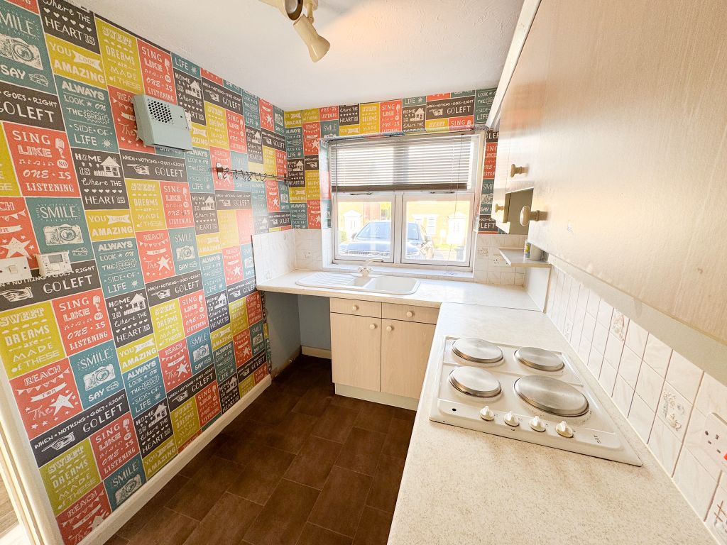 Property photo 2 of 12 Img_9480