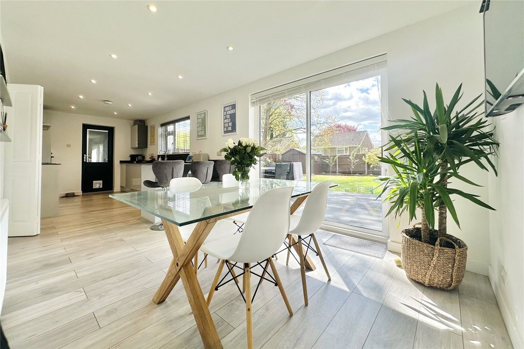 Property photo 3 of 17 Picture No. 22