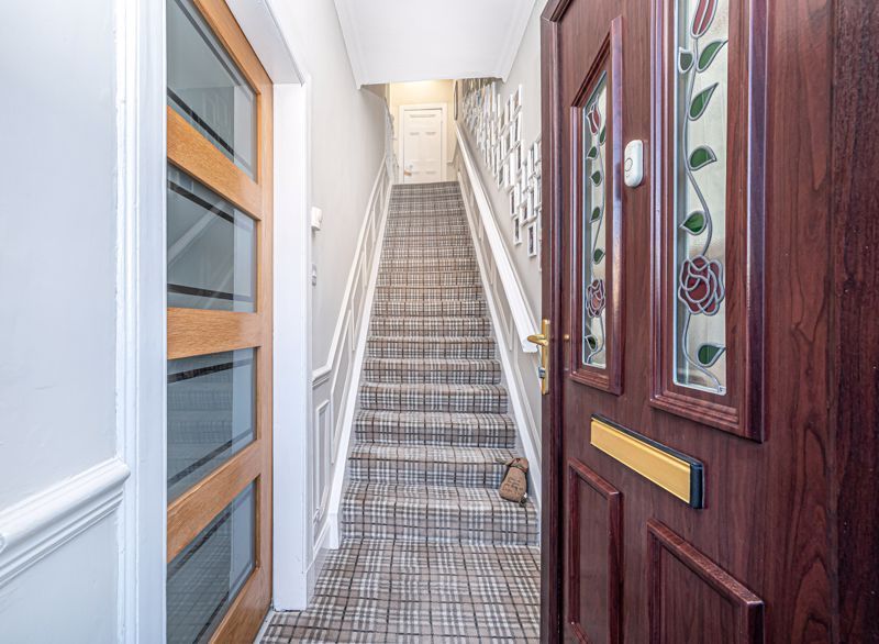 Property photo 2 of 25 Hallway