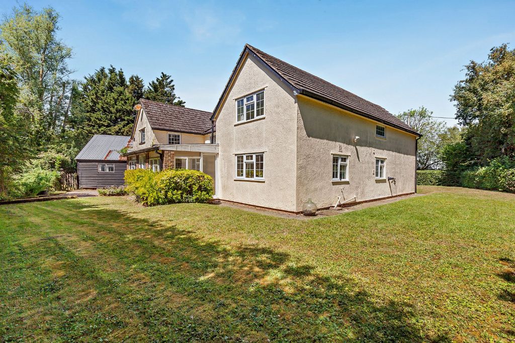 Property photo 2 of 14 Picture No. 02