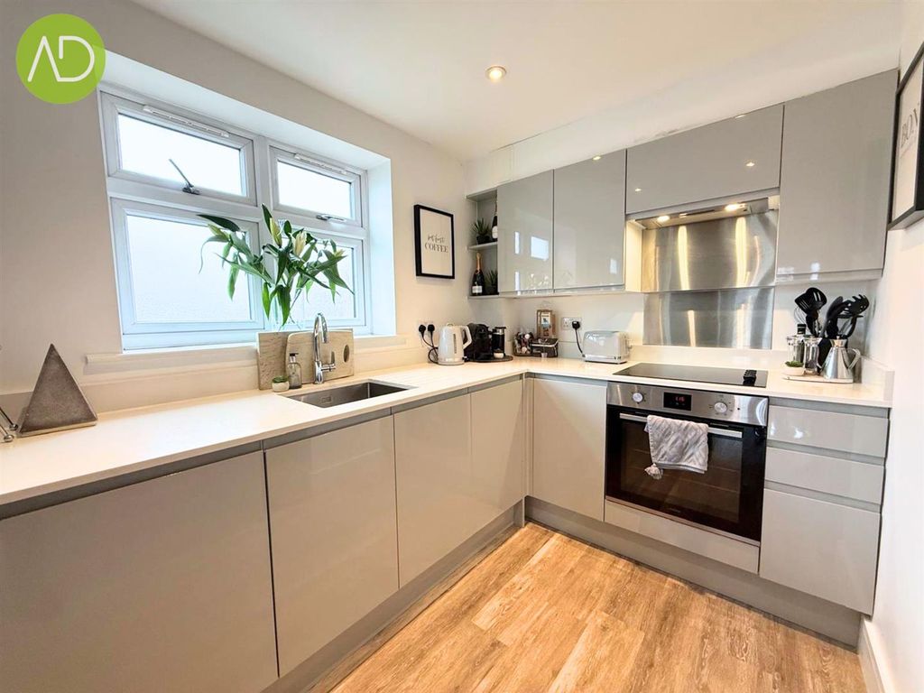 Property photo 2 of 15 16.Jpg