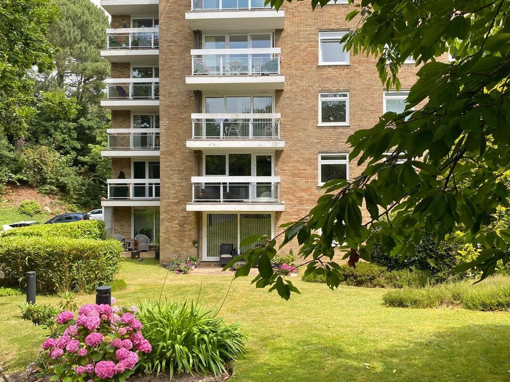 Property photo 2 of 14
