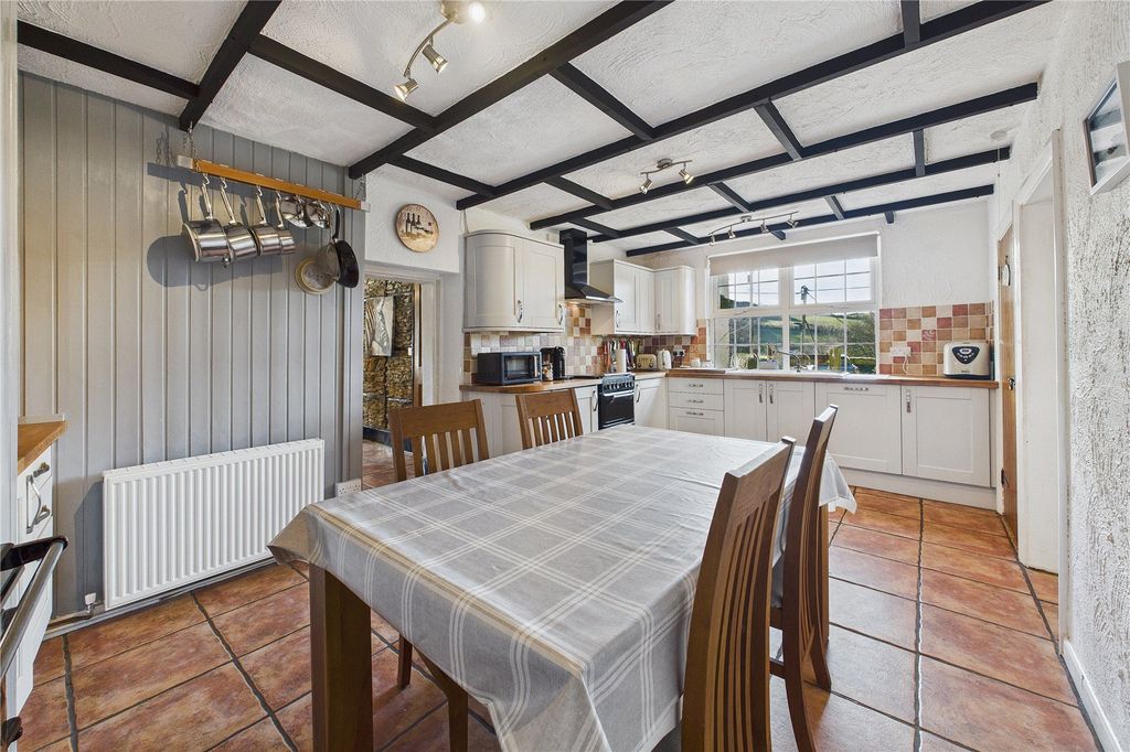 Property photo 3 of 26 Picture No. 27