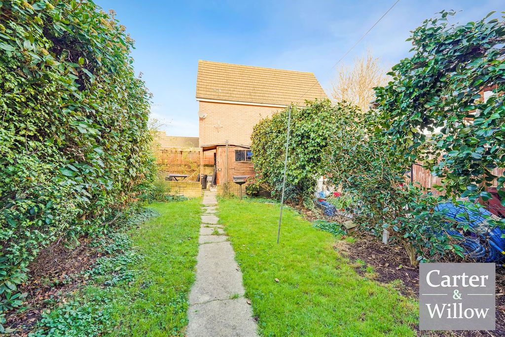 Property photo 3 of 15