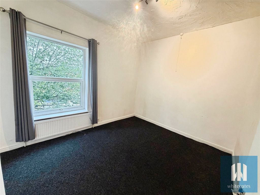 Property photo 3 of 10 Picture No. 02