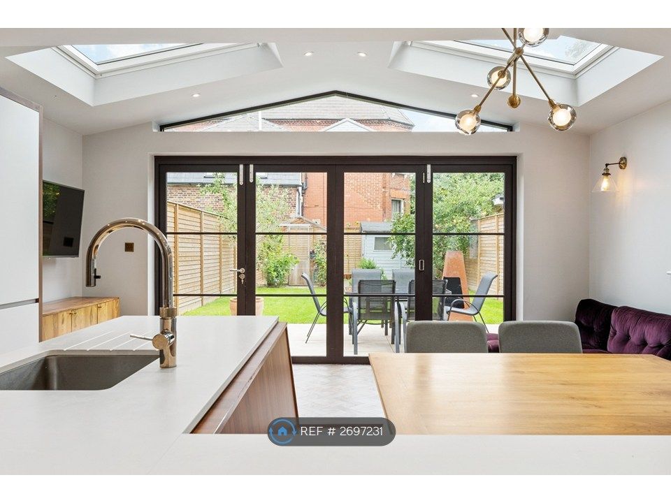 Property photo 2 of 23 Kitchen