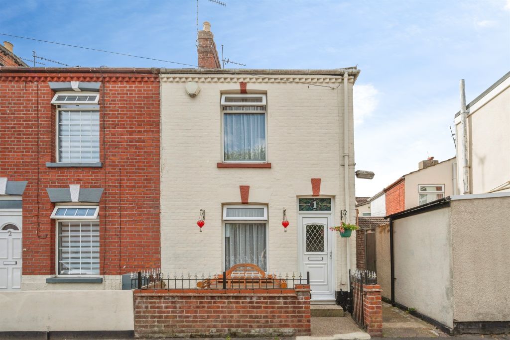 Property photo 1 of 15