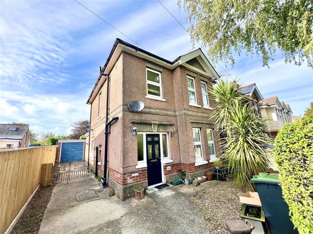 Property photo 1 of 15 Picture No. 03