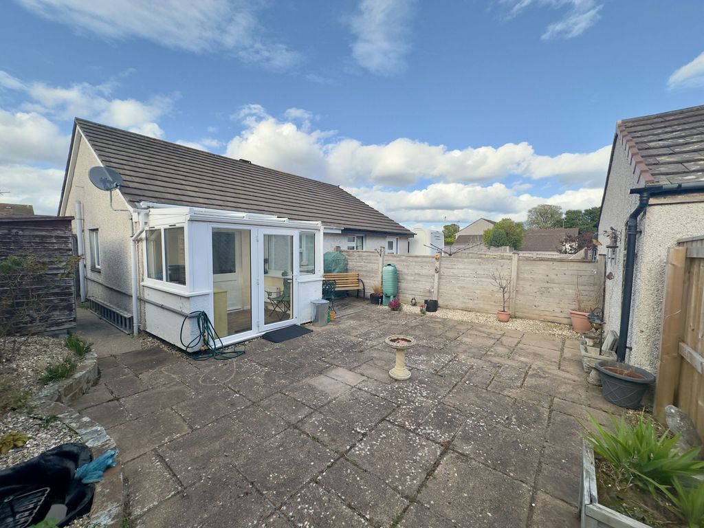 Property photo 2 of 15 Photo 3