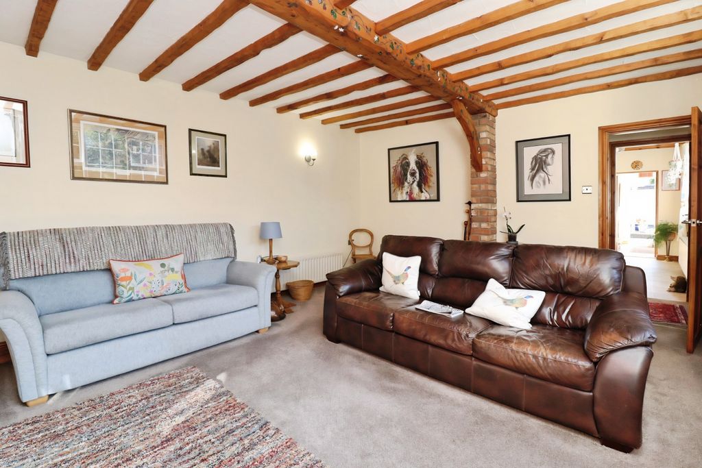 Property photo 3 of 32 E65F63c9-Img_2534