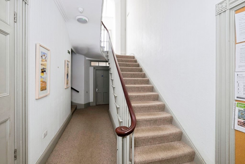 Additional image 18 of 3 bed flat for saleAlverton Road, Penzance, Cornwall TR18