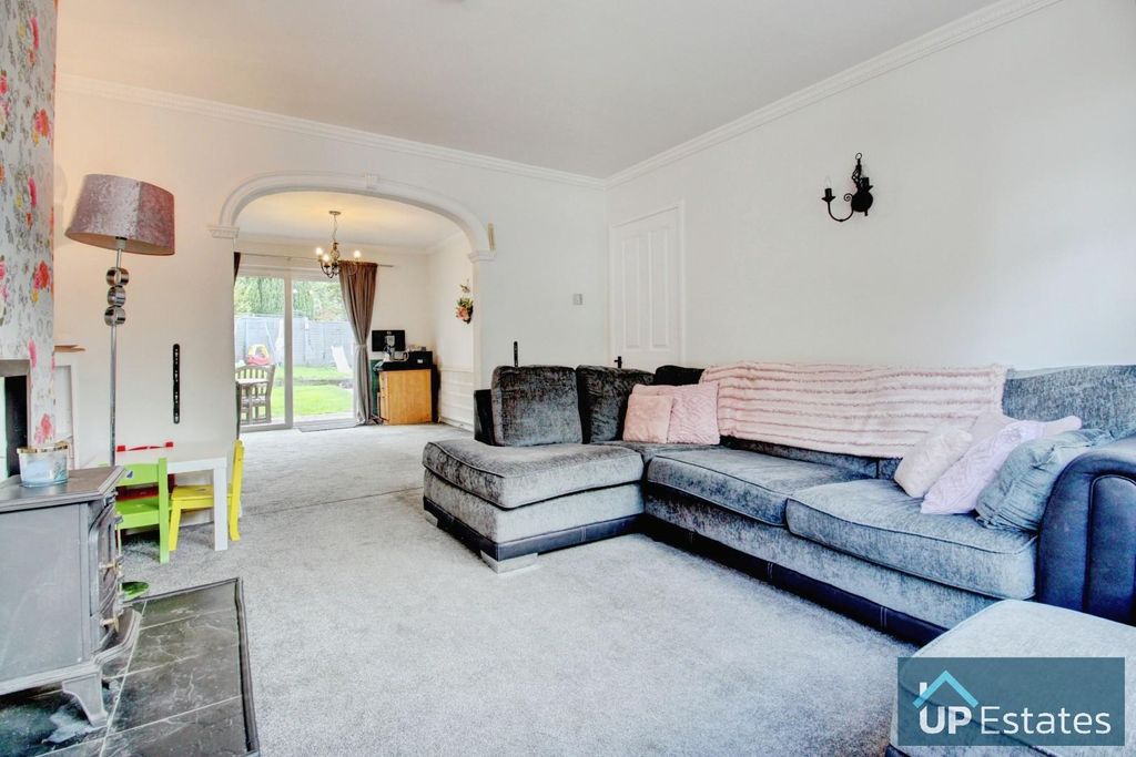 Property photo 2 of 24