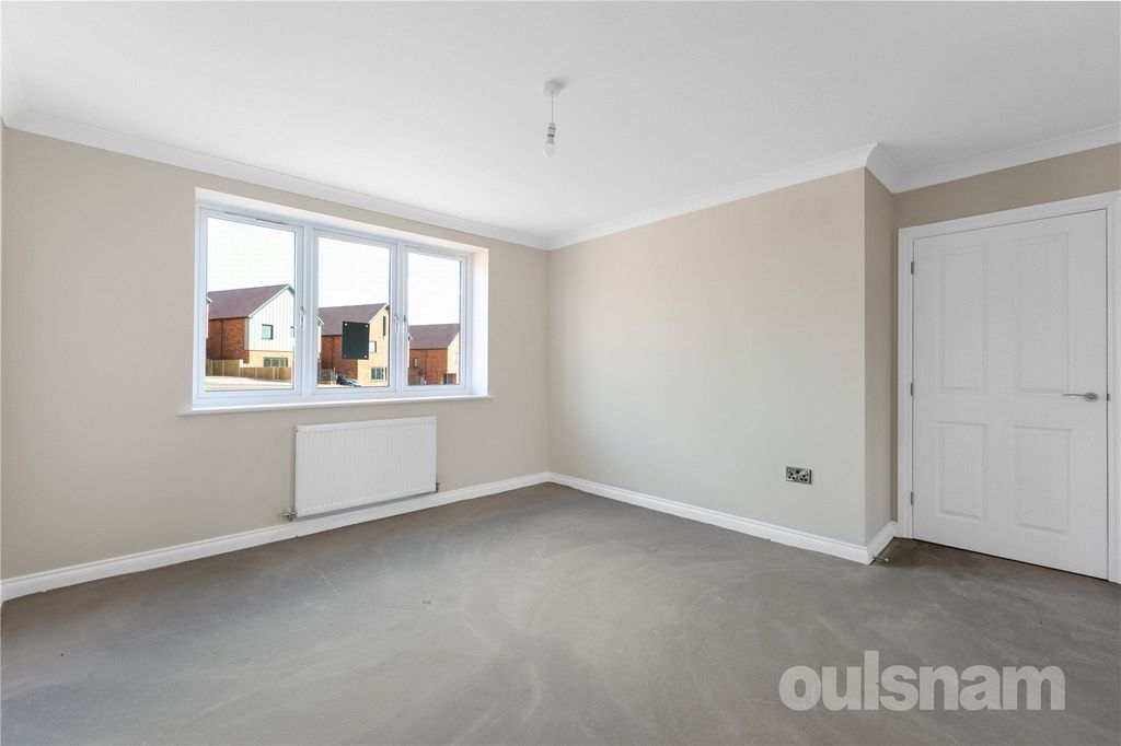 Property photo 3 of 17 Picture No. 06