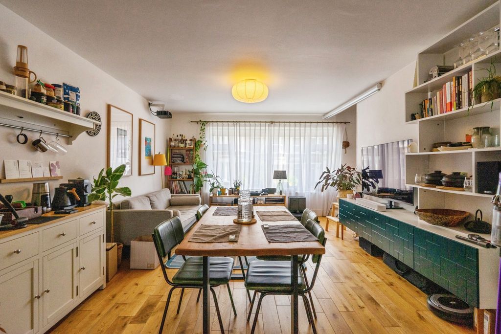 Property photo 1 of 17 Lounge/Dining Room