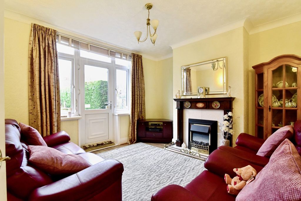 Property photo 3 of 21 Pbox-Img.Jpg