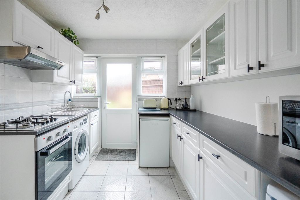 Property photo 3 of 18 Picture No. 08