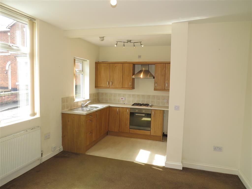 Property photo 2 of 7 Living Room