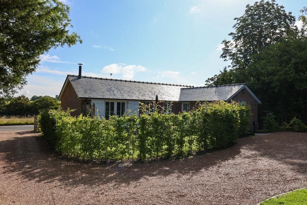 Property photo 3 of 10 View