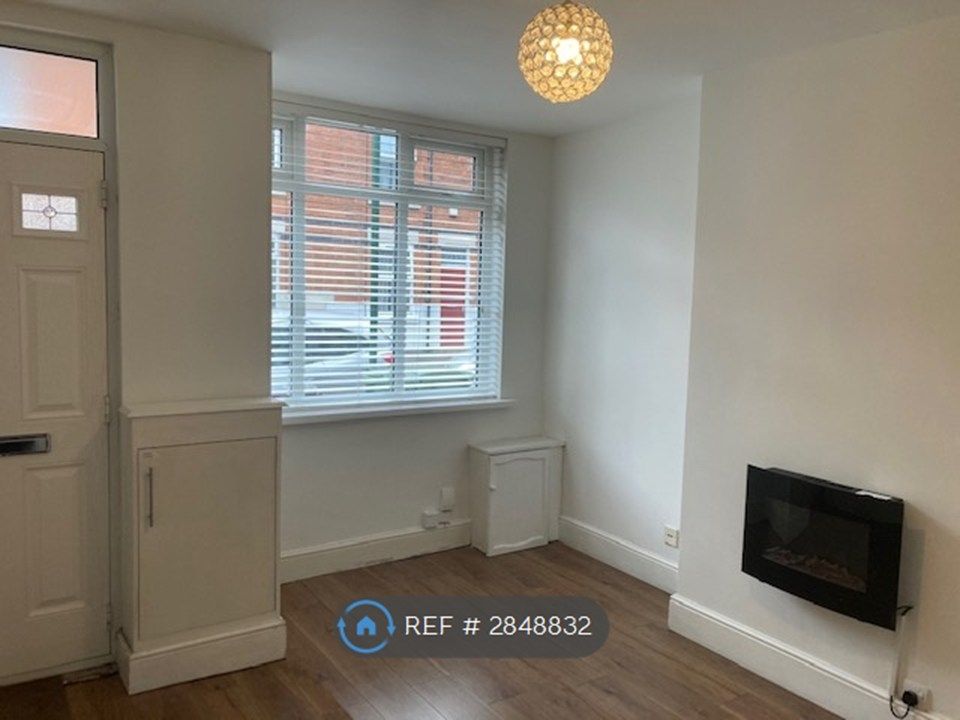 Property photo 2 of 8