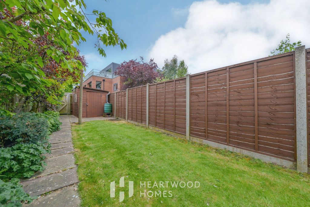 Property photo 3 of 17