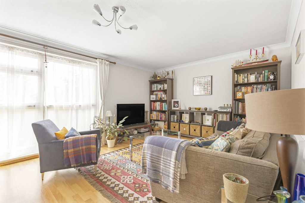 Property photo 2 of 7