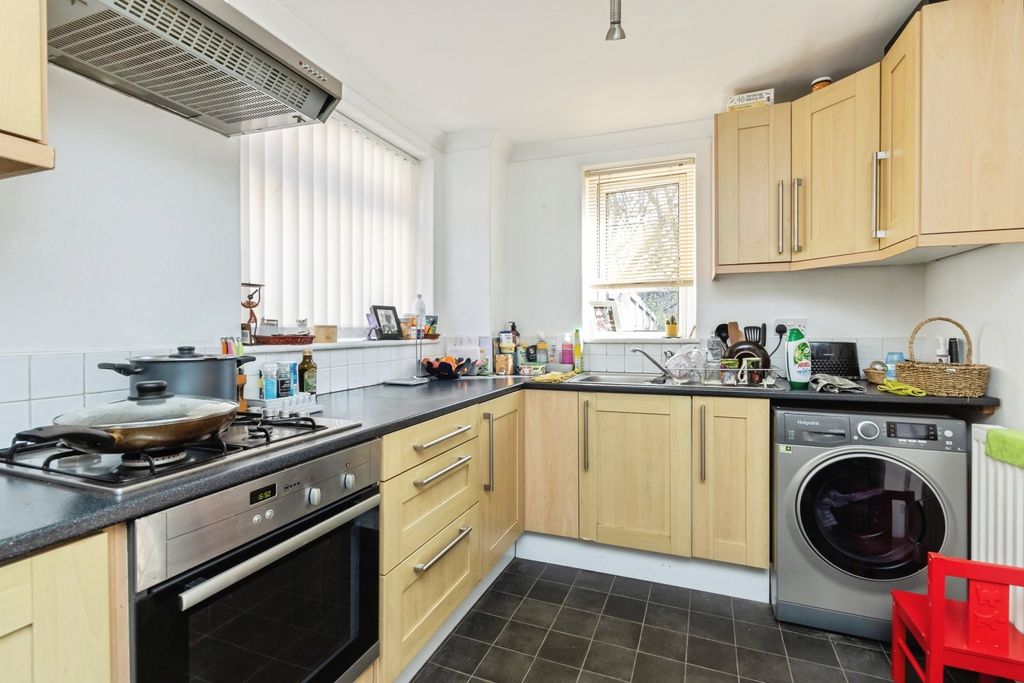 Property photo 3 of 17 Photo