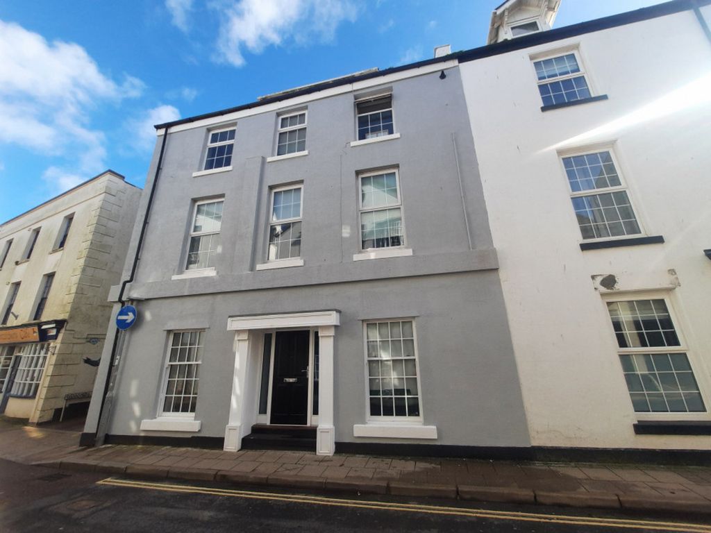 Property photo 2 of 7