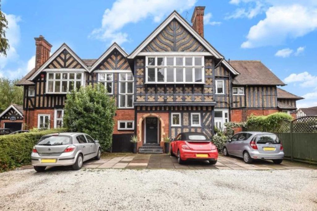 Property photo 1 of 17