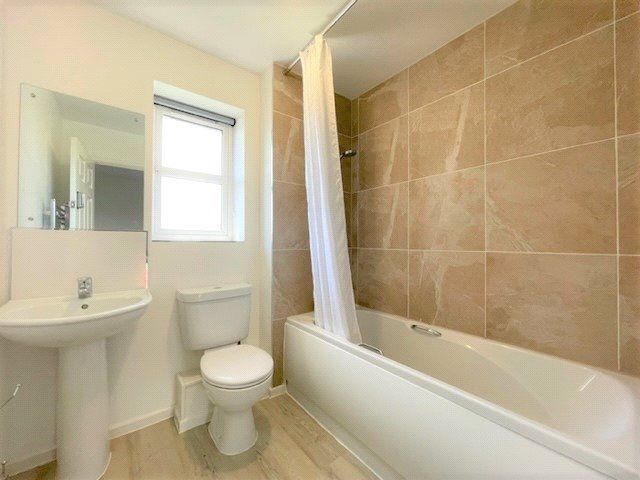 Property photo 2 of 12 Picture No. 09