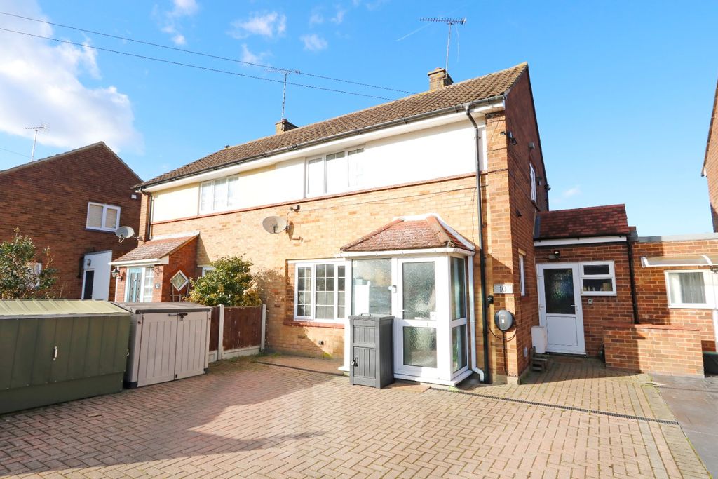 Property photo 1 of 18 3990530