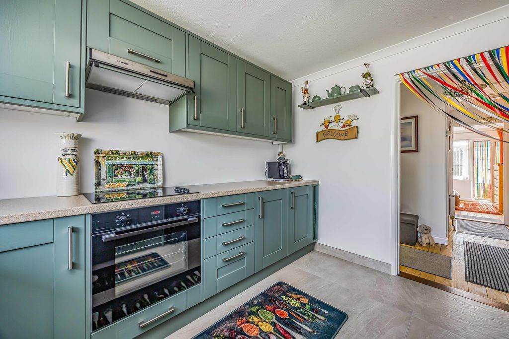 Property photo 3 of 15 Photo 20