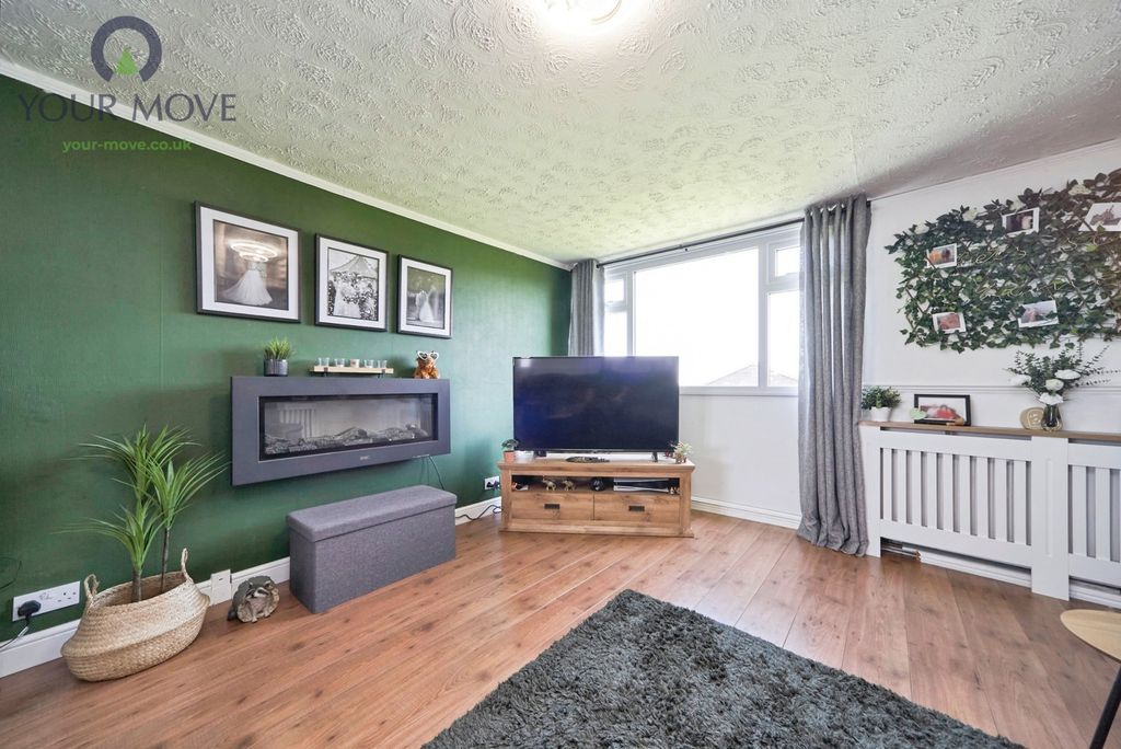 Property photo 3 of 24 Pbox-Img.Jpg