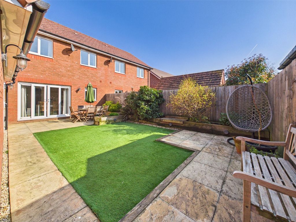 Property photo 3 of 16 Picture No. 15