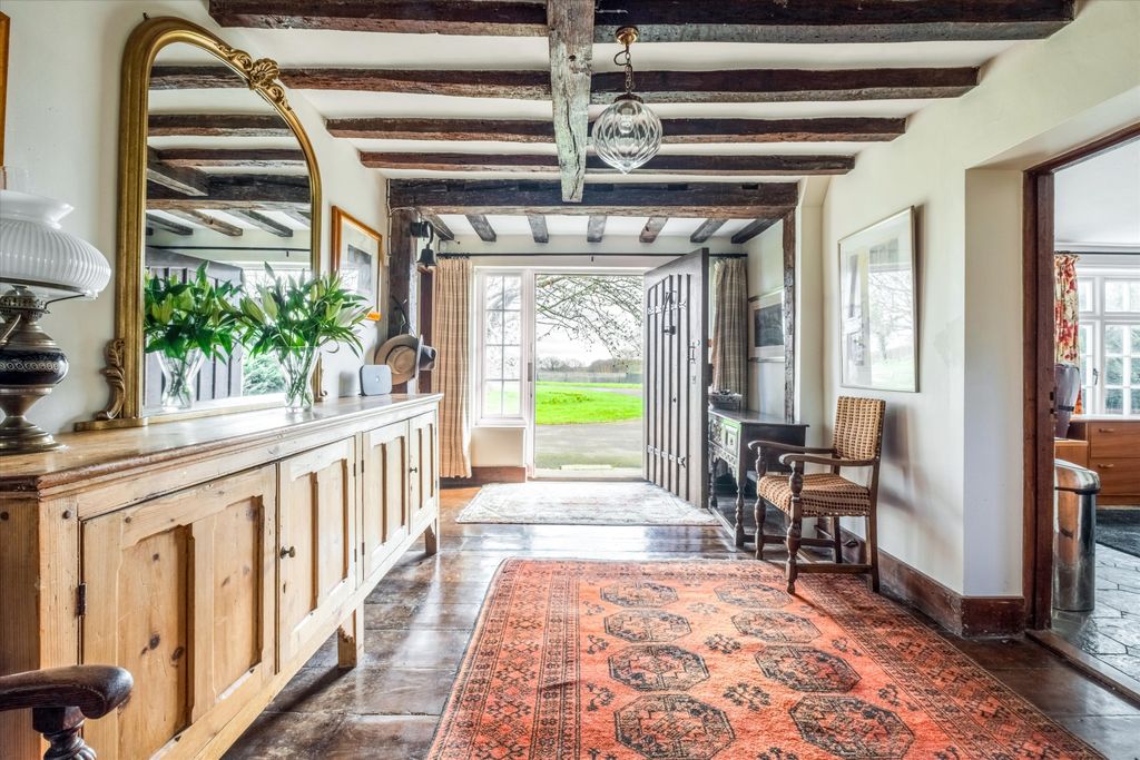 Property photo 2 of 29 Image