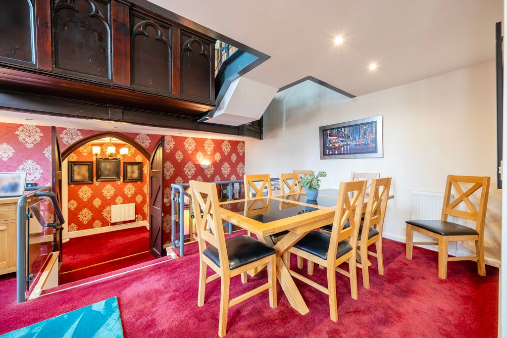 Additional image 4 of 2 bed flat for saleSt. Josephs Field, Taunton TA1