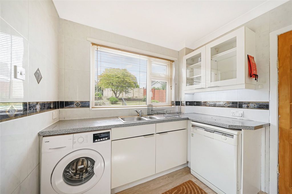 Property photo 3 of 21 Picture No. 05