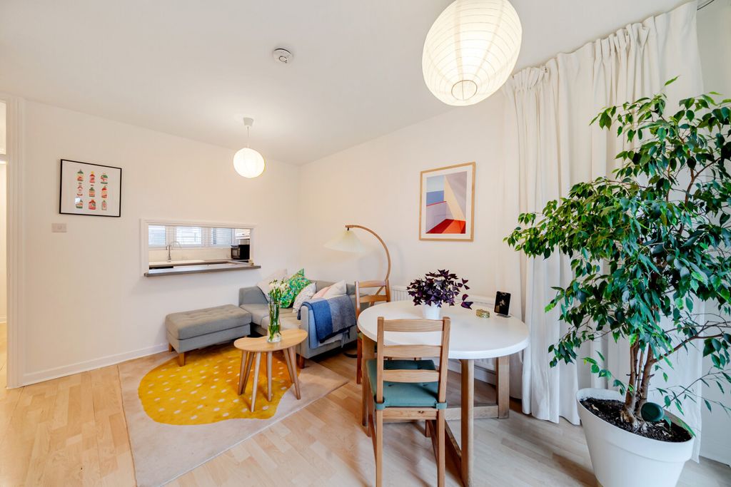 Property photo 3 of 14 1516237-20-1A0806...
