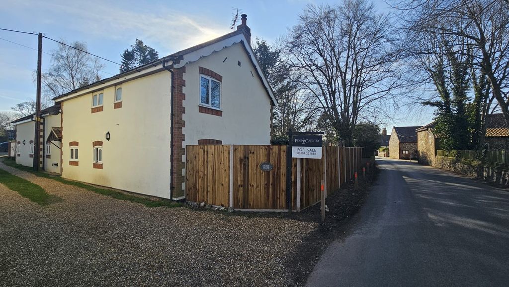 Property photo 2 of 29 Lamas Ext