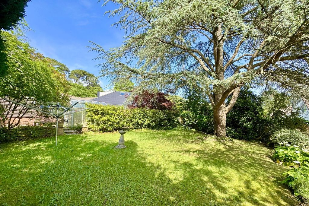 Property photo 3 of 22