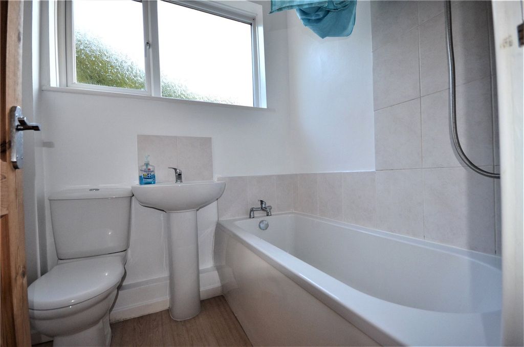 Property photo 3 of 7 Picture No. 09