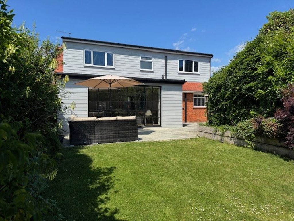 Property photo 2 of 13