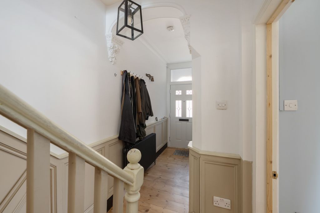 Property photo 2 of 17 Dsc_2231 Copy