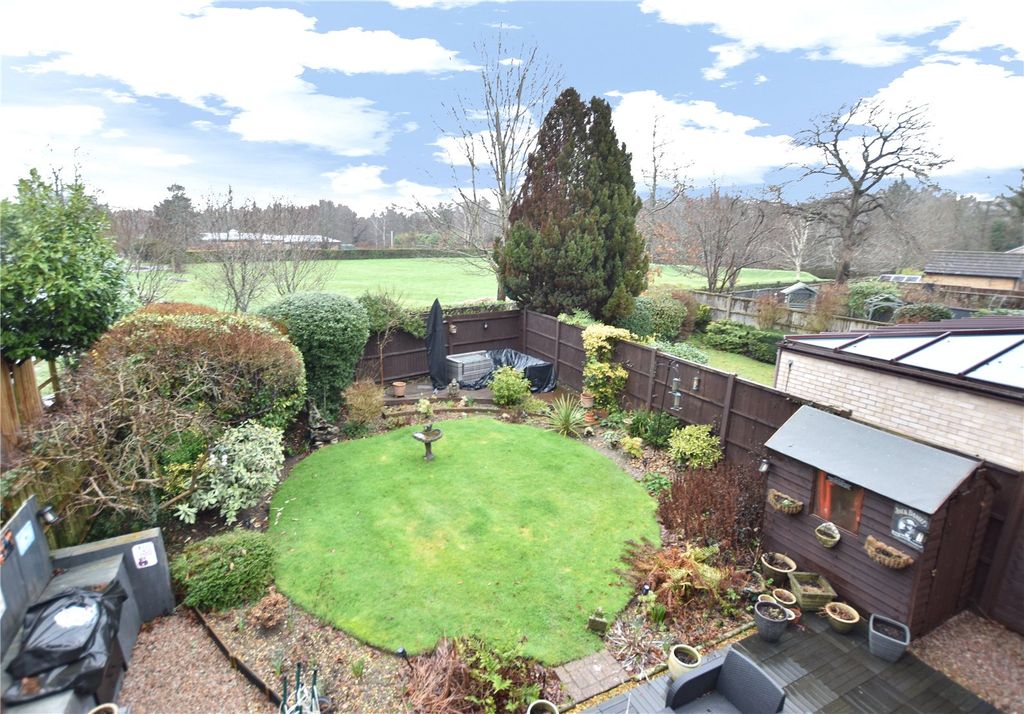 Property photo 2 of 12 Picture No. 20