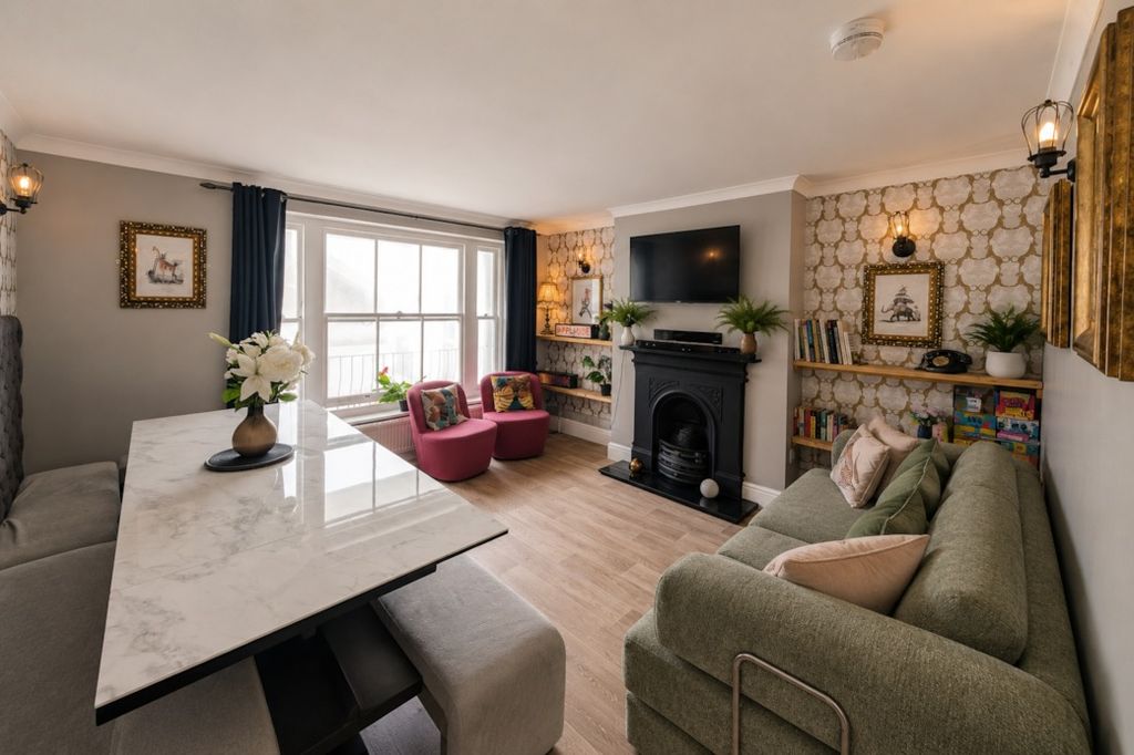 Property photo 2 of 21 4520632