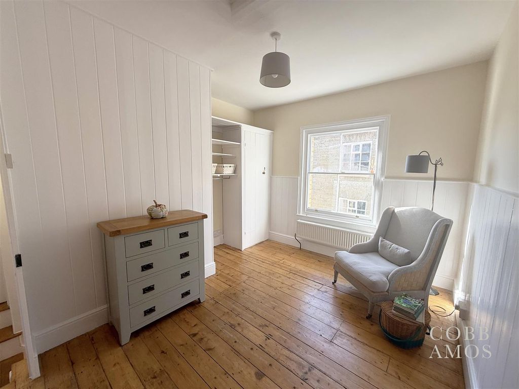 Property photo 3 of 18 Image00020.Jpg