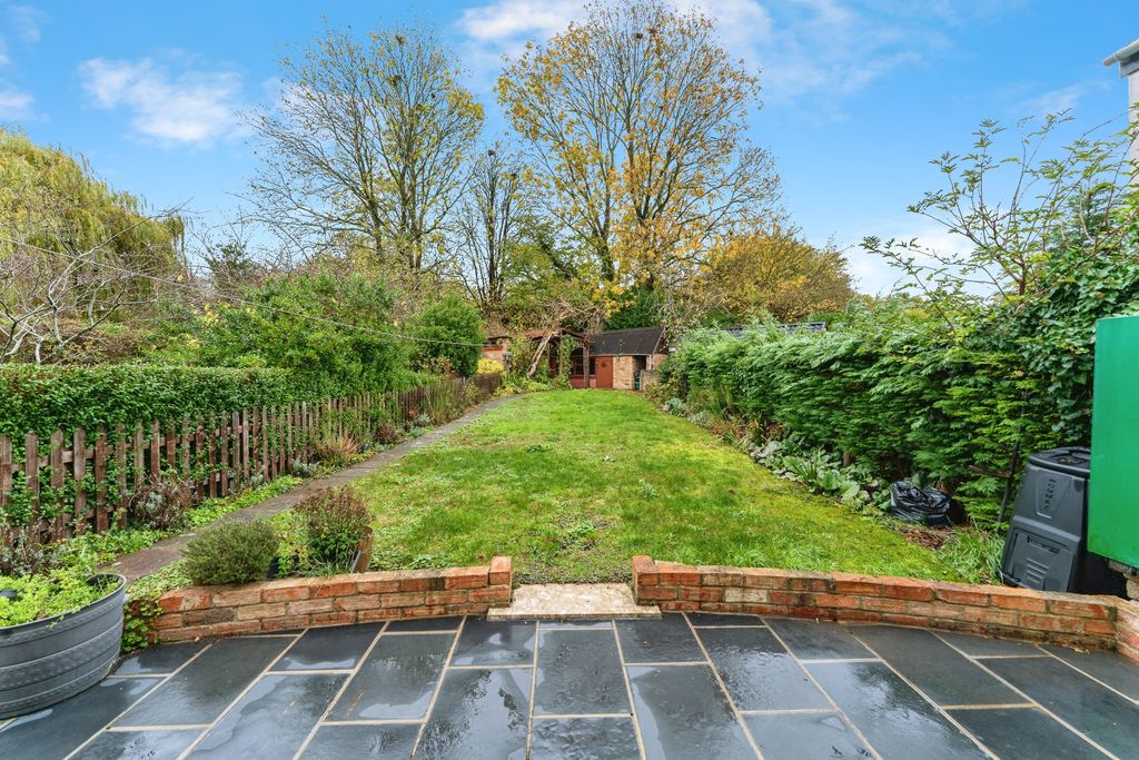 Property photo 2 of 22